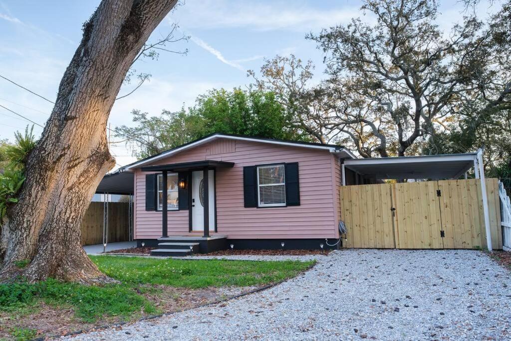 Villa House Near Tampa Zoo And Busch Gardens, Free High Speed Wifi Extérieur photo