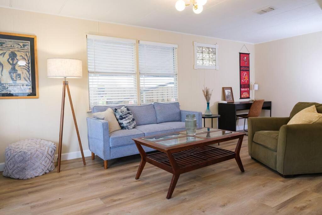 Villa House Near Tampa Zoo And Busch Gardens, Free High Speed Wifi Extérieur photo