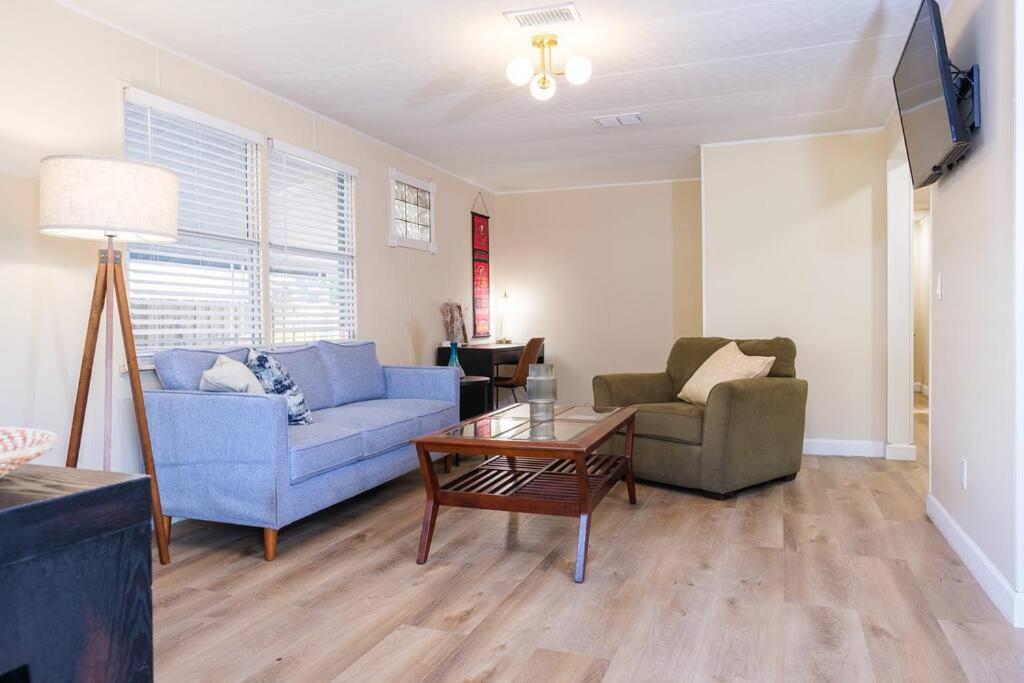 Villa House Near Tampa Zoo And Busch Gardens, Free High Speed Wifi Extérieur photo
